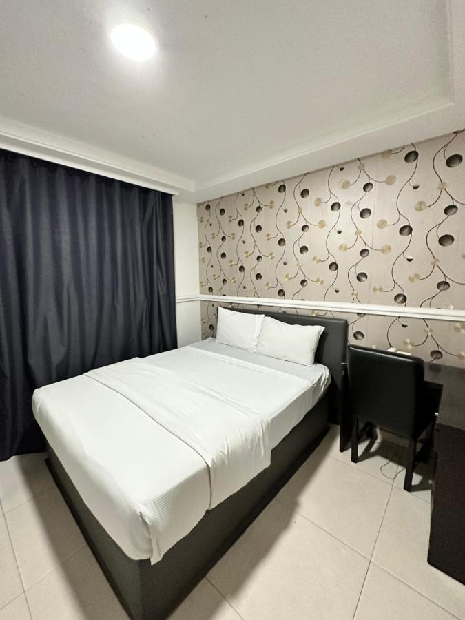 Msquare Hotel Gra Ikeja Bagian luar foto